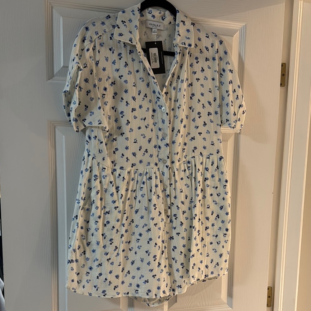 Gilli White and Blue Floral Jumpsuit with Flowing Silhouette